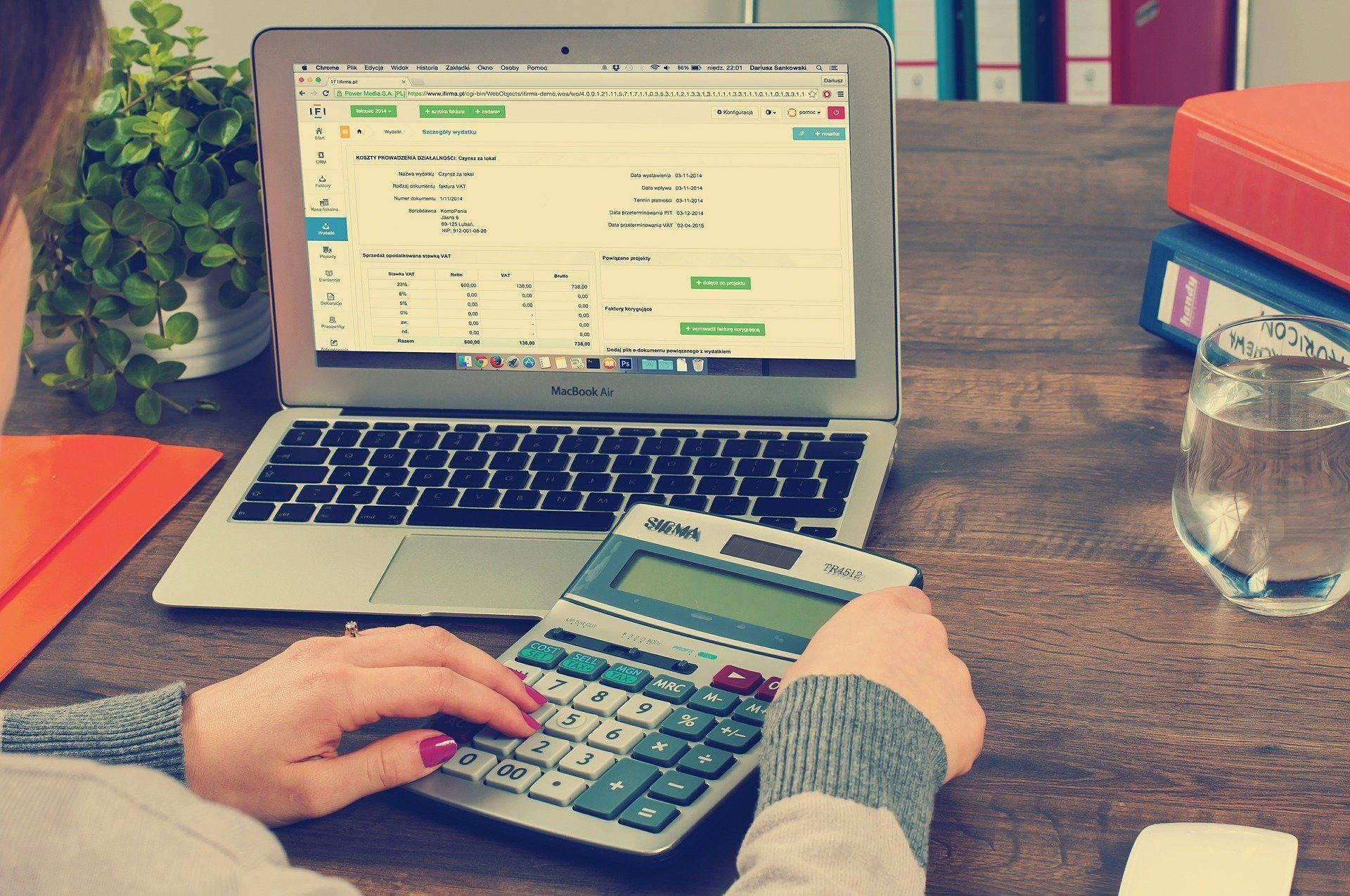 Autoentrepreneur.net vous aide à avoir une comptabilité en règle avec les standards de la micro entreprise.